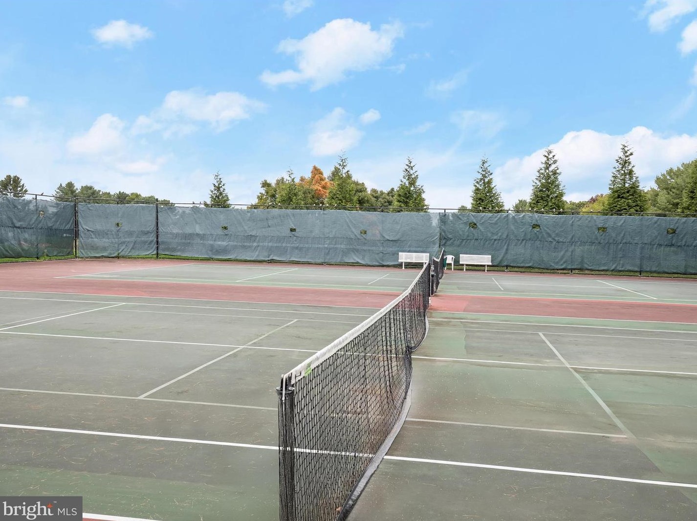 17 Stridesham Ct, Baltimore MD  21209-5301 exterior