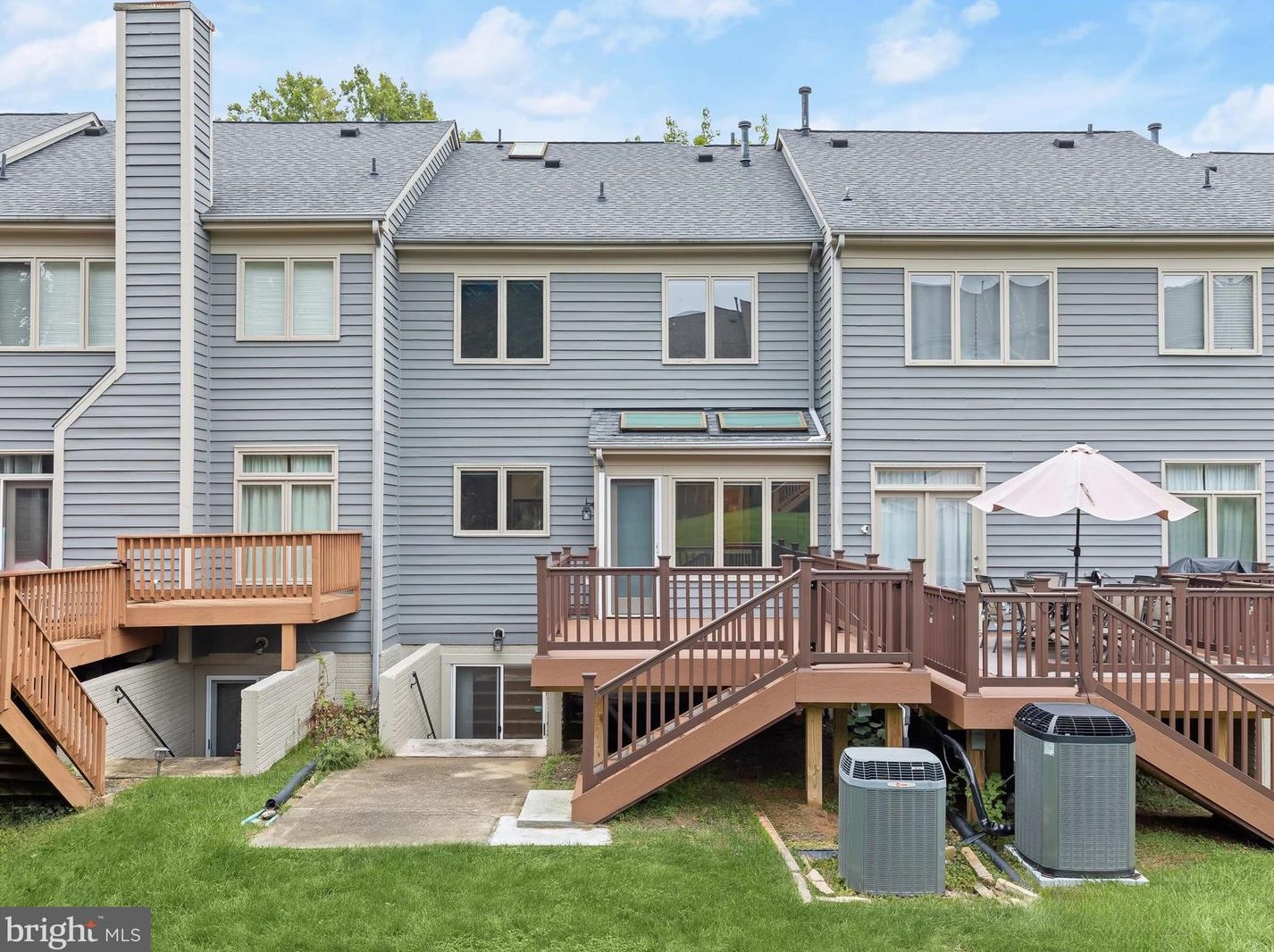 17 Stridesham Ct, Baltimore MD  21209-5301 exterior