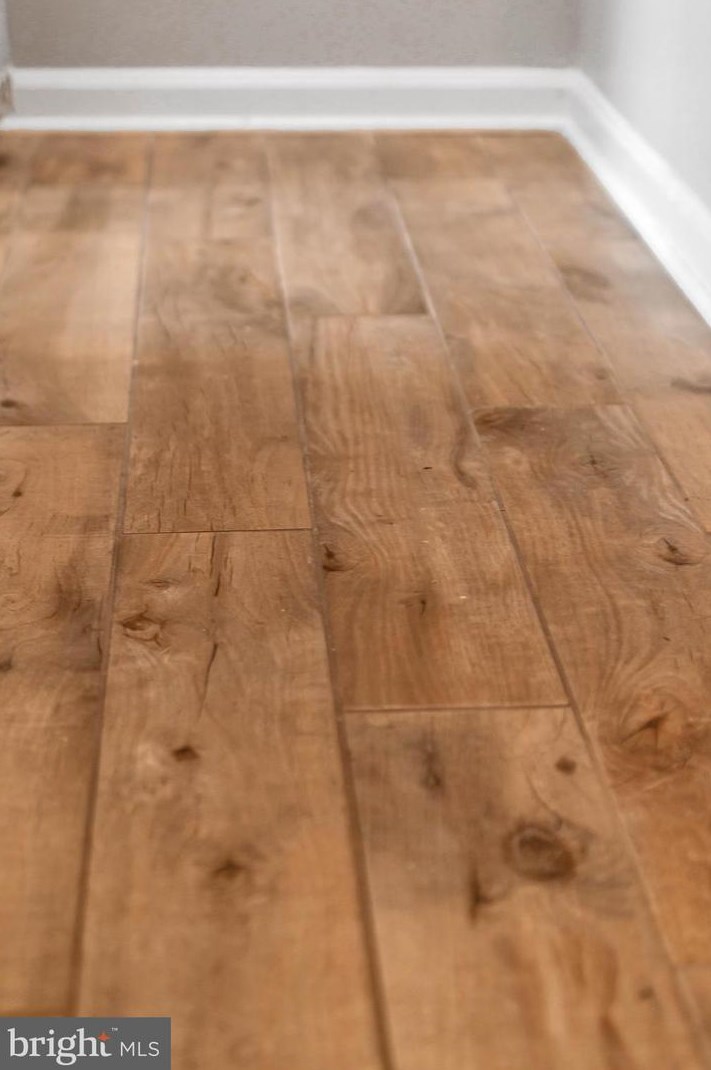 1005 Francis Ave, Baltimore MD 21227-3911 exterior