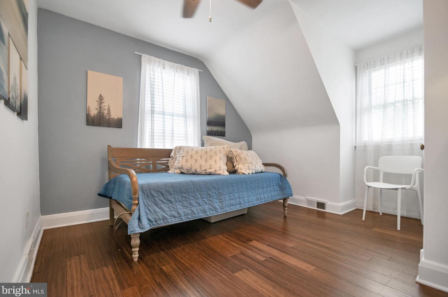 1005 Francis Ave, Baltimore MD 21227-3911 exterior