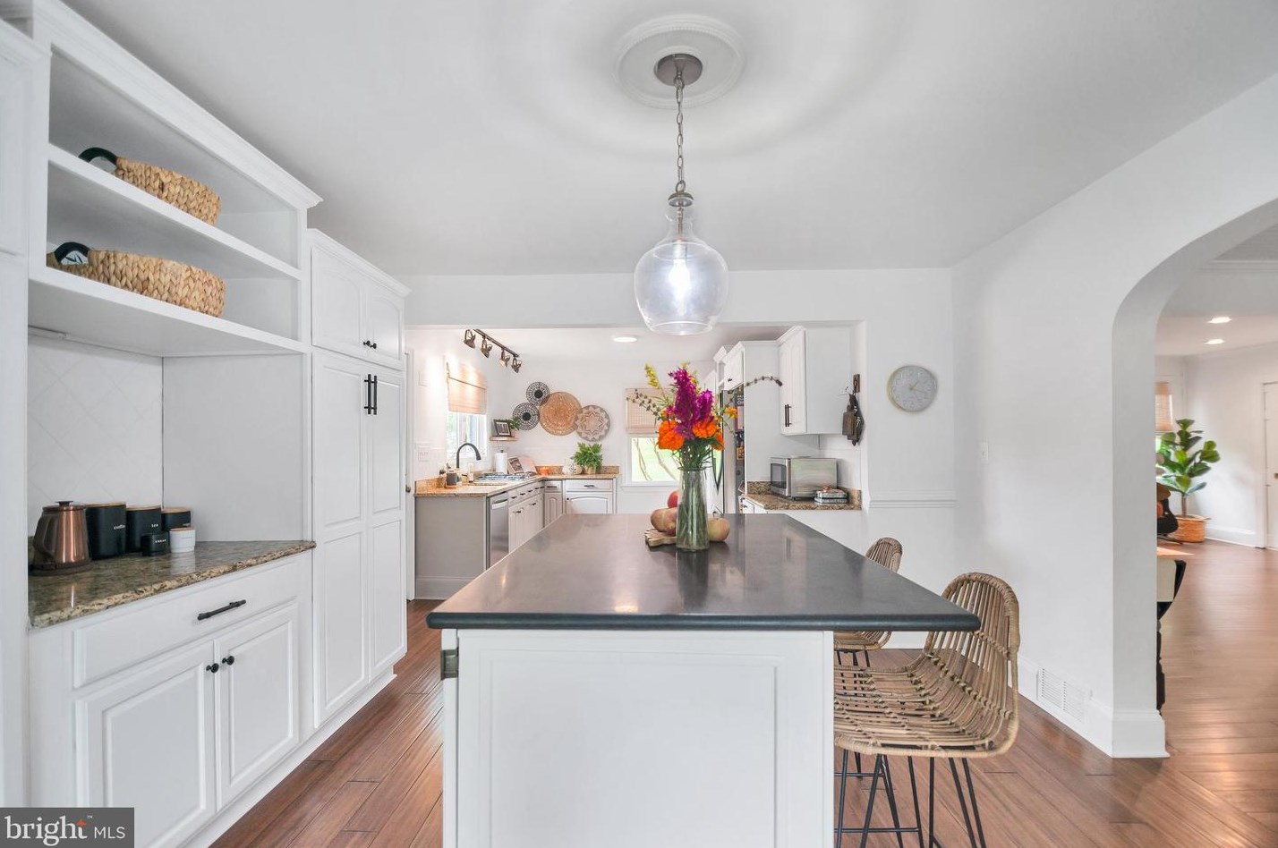 1005 Francis Ave, Baltimore MD 21227-3911 exterior