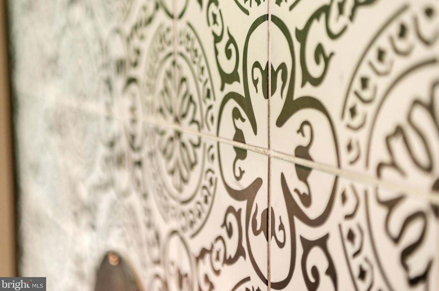 1005 Francis Ave, Baltimore MD 21227-3911 exterior