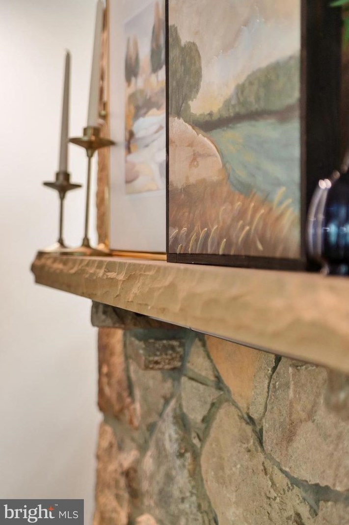 1005 Francis Ave, Baltimore MD 21227-3911 exterior