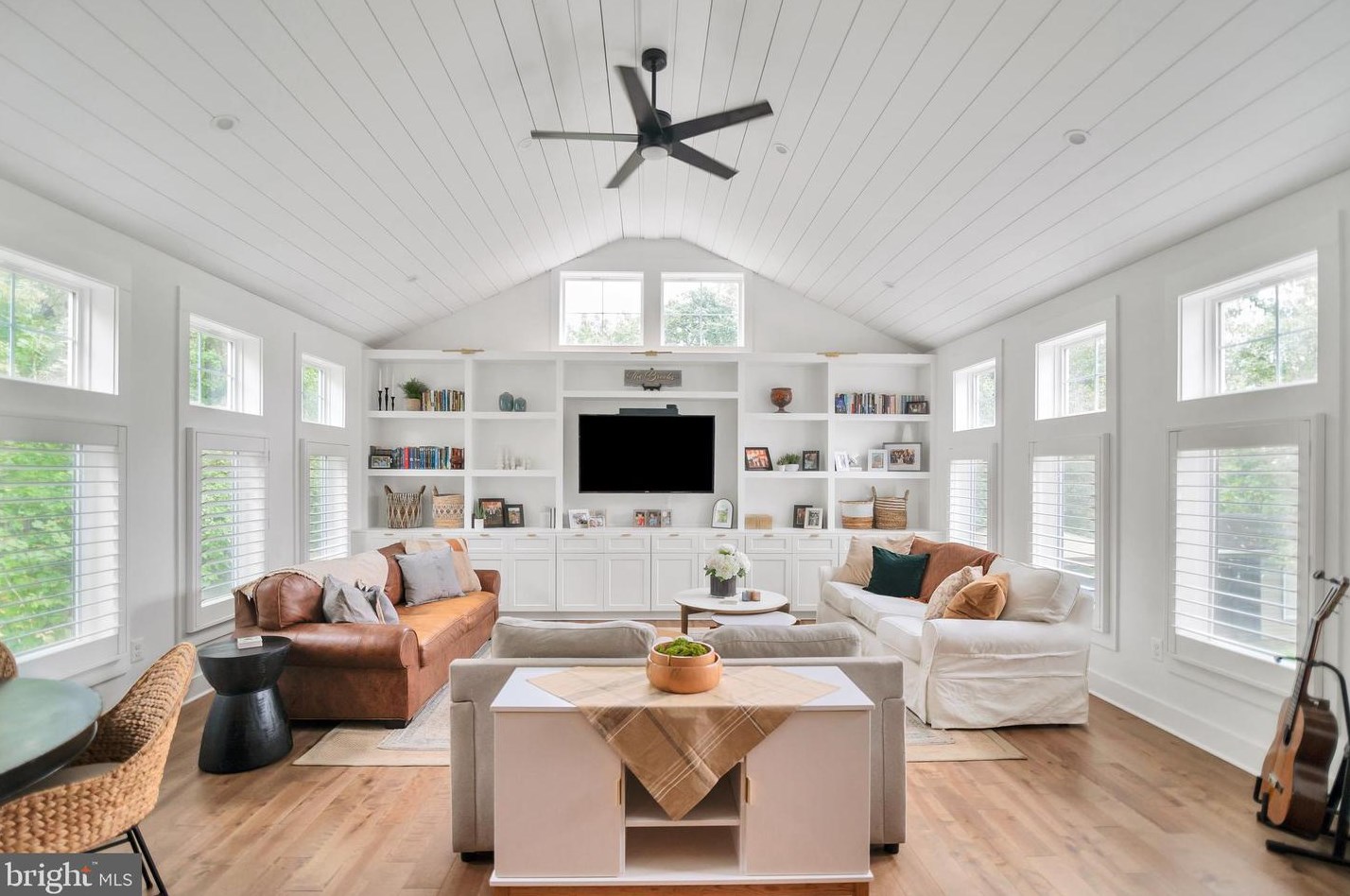 1005 Francis Ave, Baltimore MD 21227-3911 exterior