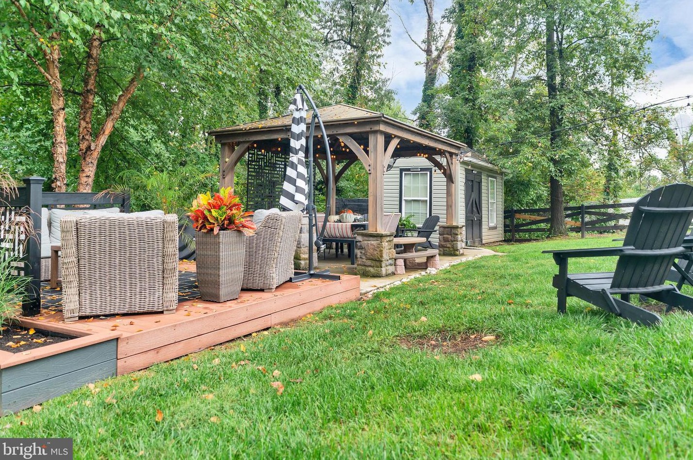 1005 Francis Ave, Baltimore MD 21227-3911 exterior