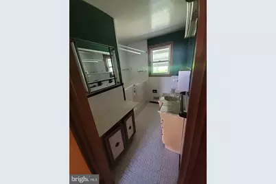 5206 Hazelwood Avenue, Baltimore, MD 21206 - Photo 3