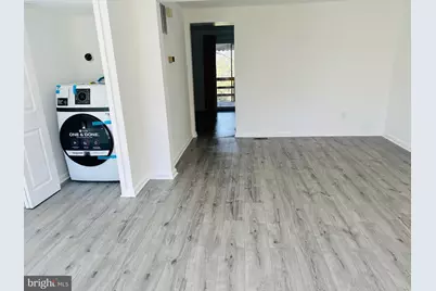 9155 Throgmorton Road, Parkville, MD 21234 - Photo 7