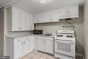 2970 Yorkway, Dundalk, MD 21222 - Photo 17