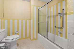 11 Slade Ave, Baltimore, MD 21208 - Photo 25