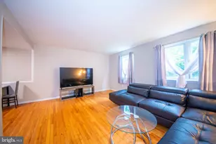 9355 Pan Ridge Rd, Parkville, MD 21234 - Photo 9