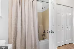 6416 Sherwood Rd, Baltimore, MD 21239 - Photo 19