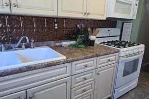 958 Arncliffe Rd, Baltimore, MD 21221 - Photo 17