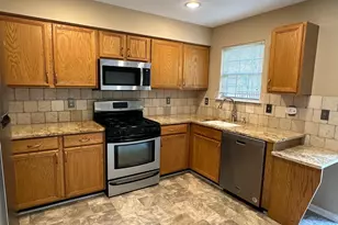 9820 Sherwood Farm Rd, Owings Mills, MD 21117 - Photo 3