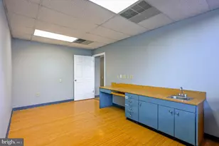 19 Fontana Ln, Baltimore, MD 21237 - Photo 15