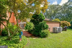 8 Oak Hampton Dr, Lutherville Timonium, MD 21093 - Photo 13