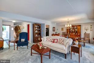 8 Oak Hampton Dr, Lutherville Timonium, MD 21093 - Photo 17