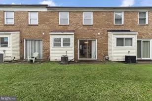 2633 Molton, Baltimore, MD 21244 - Photo 15