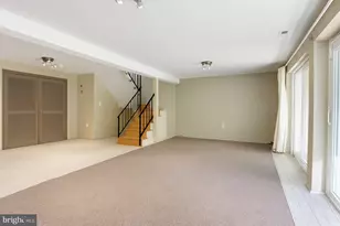 107 Windblown Ct, Baltimore, MD 21209 - Photo 17
