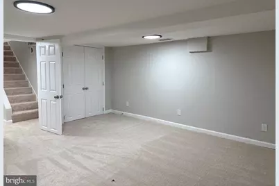 7 Centre Avenue, Baltimore, MD 21222 - Photo 31