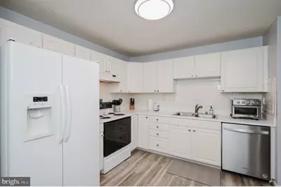 8001 Township Drive #201/UNIT E, Owings Mills, MD 21117 - Photo 15