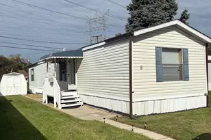 9 Vista Mobile Dr, Dundalk, MD 21222 - Photo 1