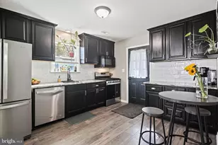 323 Oberle Ave, Essex, MD 21221 - Photo 7