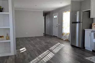 462 Mirabile Ln, Baltimore, MD 21224 - Photo 3