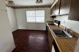 2004 Wildlife Dr, Baltimore, MD 21244 - Photo 7