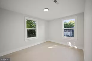 821 S Woodlynn Rd, Baltimore, MD 21221 - Photo 17