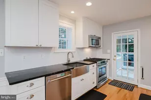 625 Yarmouth Rd, Towson, MD 21286 - Photo 9