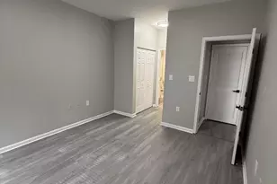 4400 Silverbrook Ln, Owings Mills, MD 21117 - Photo 15