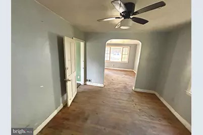 4407 Ridge Drive, Baltimore, MD 21229 - Photo 9