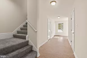 1 Karendale Ct, Windsor Mill, MD 21244 - Photo 9