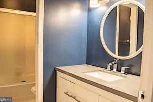 6907 Jones View Dr, Baltimore, MD 21209 - Photo 7