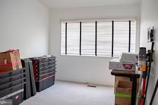 6907 Jones View Dr, Baltimore, MD 21209 - Photo 3