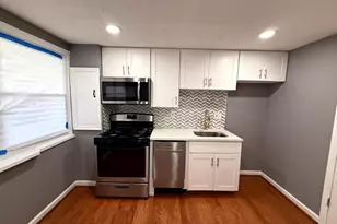 4157 Hollins Ferry Rd, Baltimore, MD 21227 - Photo 9