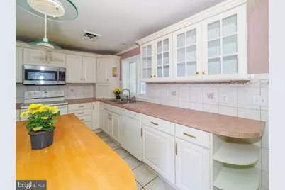 1108 Hampton Garth, Towson, MD 21286 - Photo 27