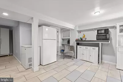 2813 Oak Grove, Lansdowne, MD 21227 - Photo 15