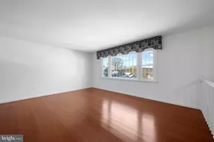 7 Bromwell Ct, Cockeysville, MD 21030 - Photo 9