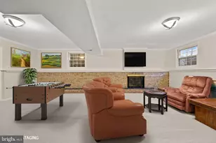 7 Bromwell Ct, Cockeysville, MD 21030 - Photo 7