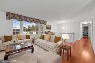 7 Bromwell Ct, Cockeysville, MD 21030 - Photo 5