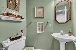 604 Academy Ave, Owings Mills, MD 21117 - Photo 15