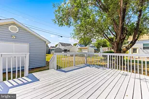 4 Clipper Rd, Baltimore, MD 21221 - Photo 35