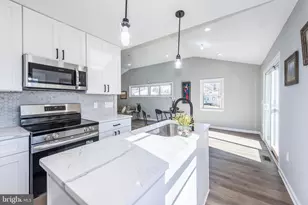 6822 Huntington Dr, Baltimore, MD 21207 - Photo 9