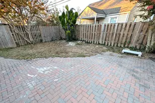 8102 Cornwall Rd, Dundalk, MD 21222 - Photo 27