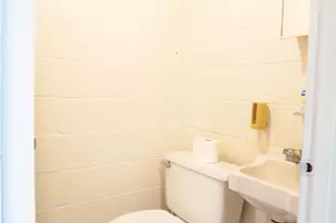 933 Elm Rd, Halethorpe, MD 21227 - Photo 17