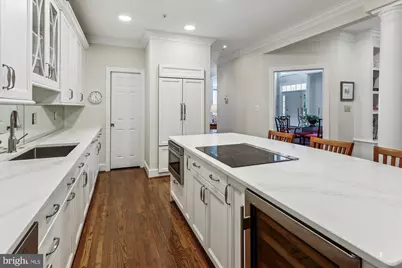 6438 Cloister Gate Drive #6438, Baltimore, MD 21212 - Photo 9