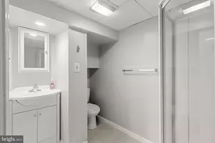 8372 Hillendale Rd, Parkville, MD 21234 - Photo 23