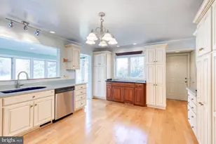 602 Hampton Ln, Baltimore, MD 21286 - Photo 17