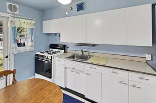 7309 Bridgewood Dr, Baltimore, MD 21224 - Photo 3